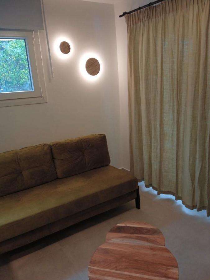 Q Luxury Rooms Paleros Exterior photo